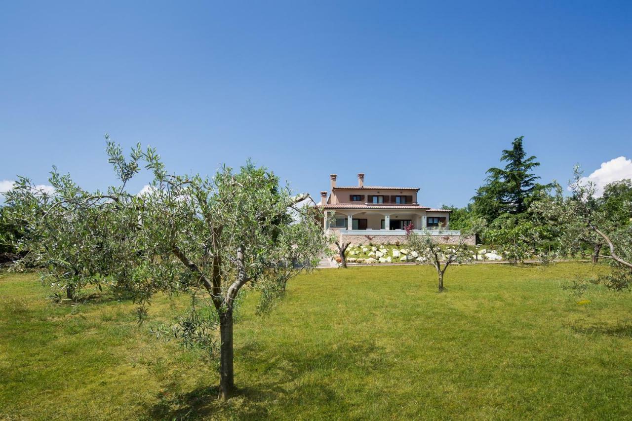 Villa Terra Labin  Exteriör bild